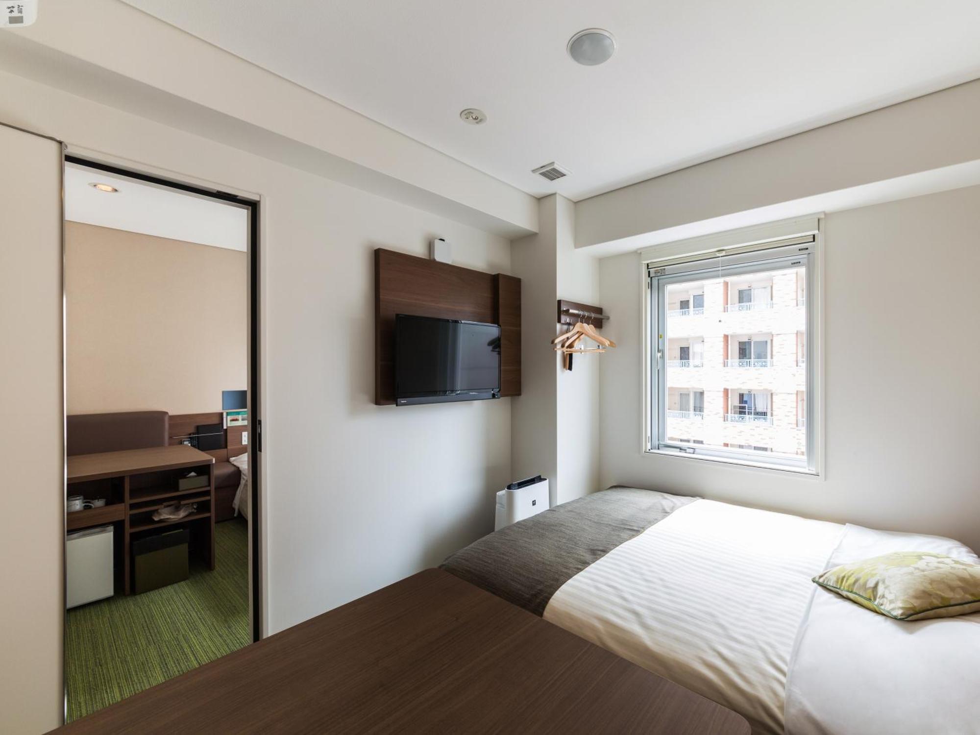 Super Premier Hakataeki Hotel