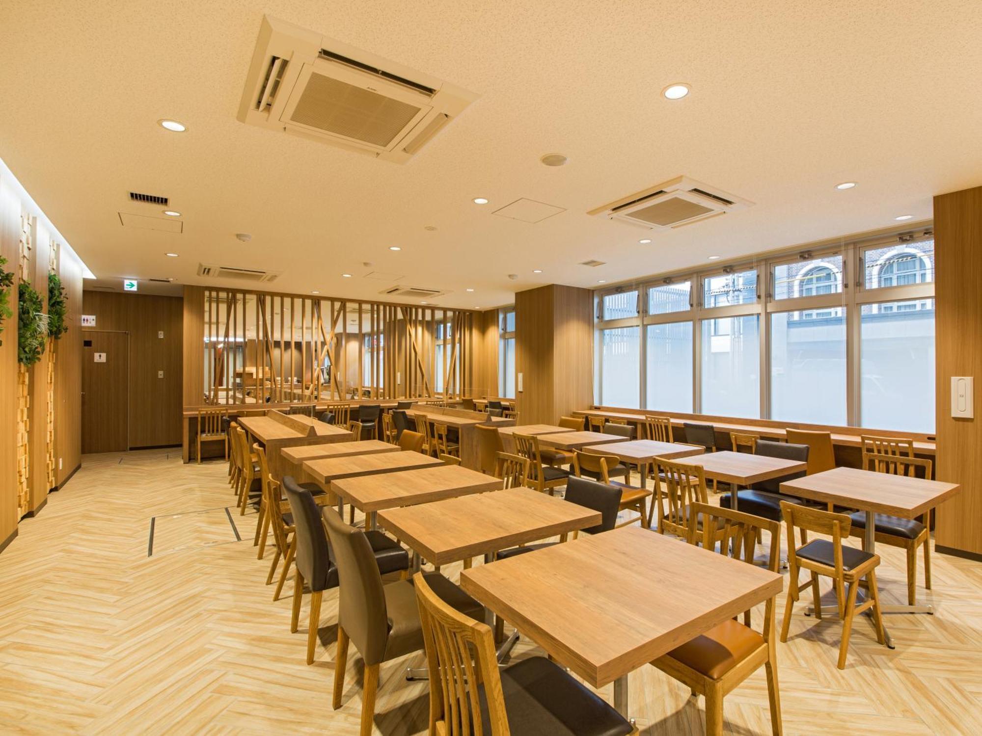 Super Premier Hakataeki Hotel